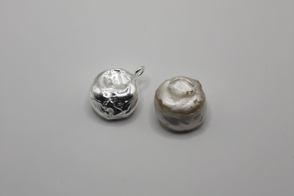 Silver Baroque Pearl Pendant (Design 1)