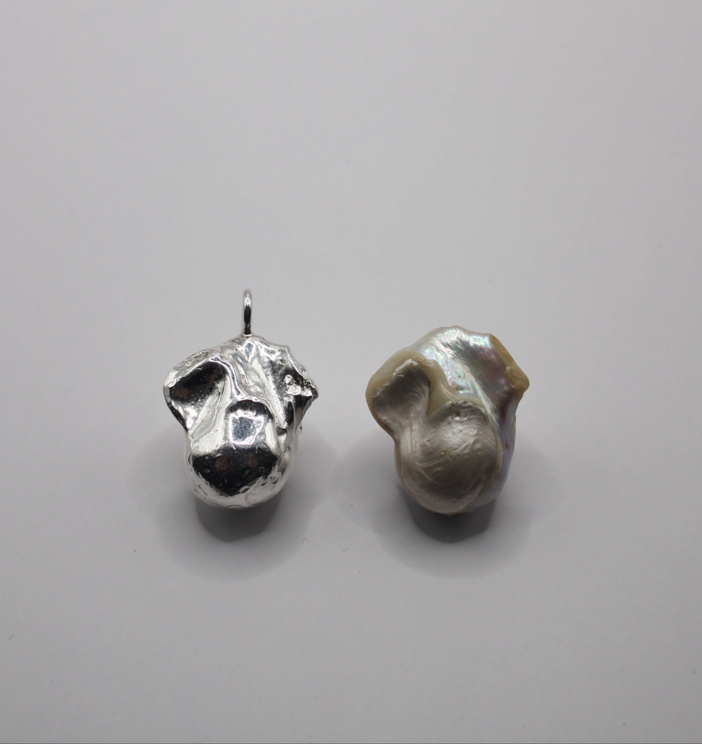 Silver Baroque Pearl Pendant (Design 3)
