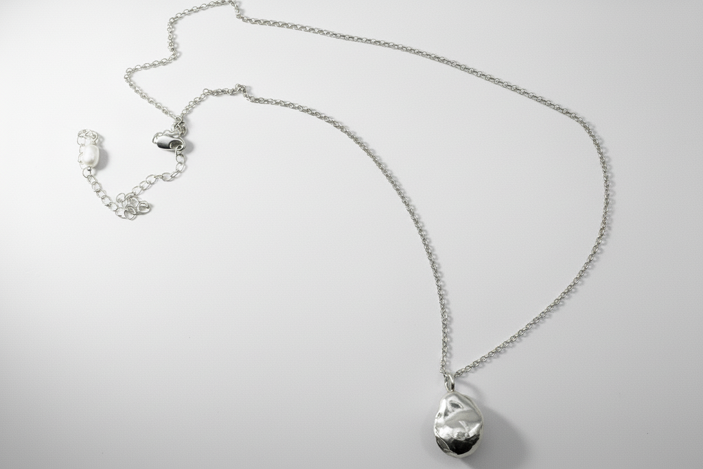 Silver Baroque Pearl Pendant (Design 4)